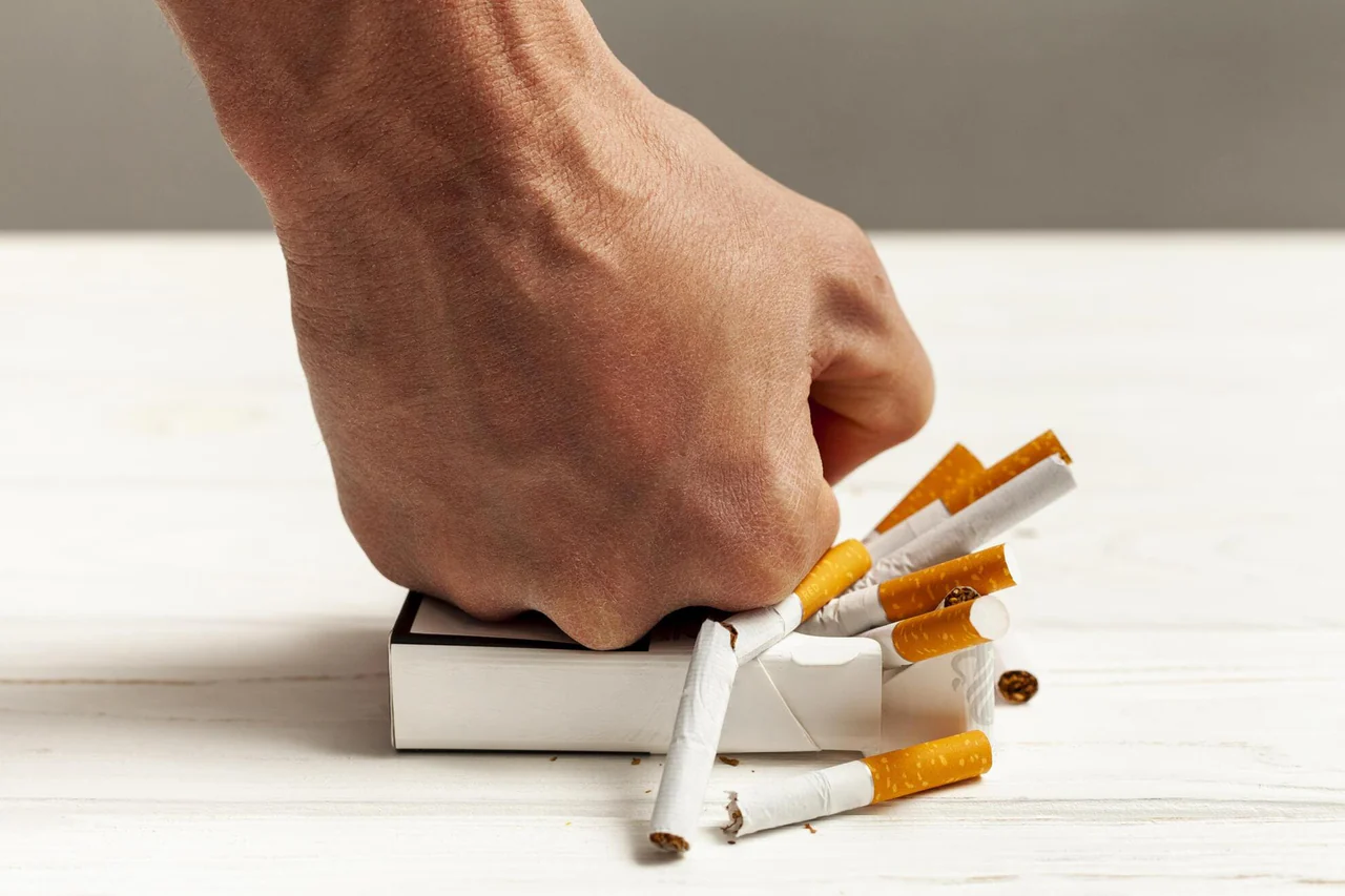 Bỏ thuốc lá và tác dụng phòng ngừa đột quỵ