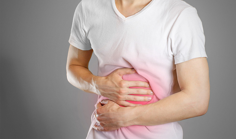 Hình ảnh người bệnh đang bị đau dạ dày