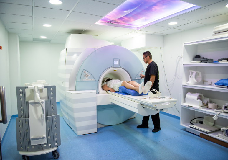 Khám Đột Quỵ Không Chỉ Dựa Vào Kết Quả MRI
