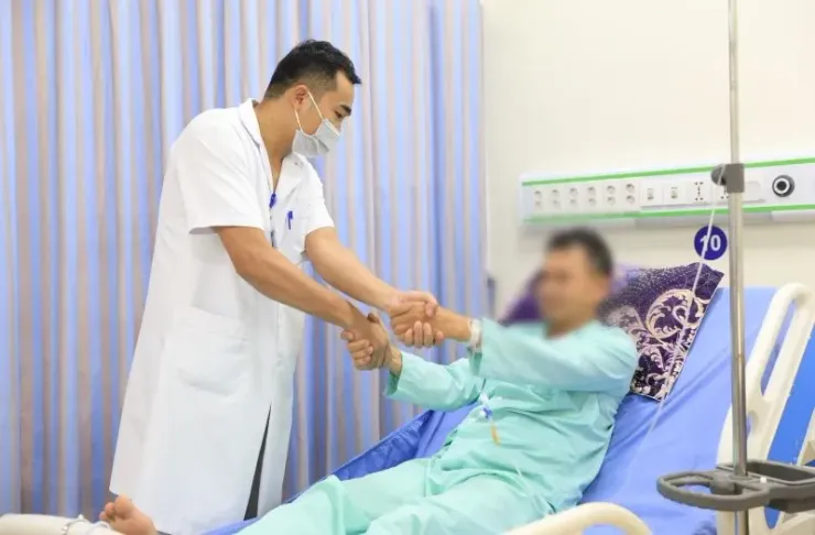 Dấu hiệu cảnh báo cần Khám Đột Quỵ Nhanh hoặc cấp cứu ngay